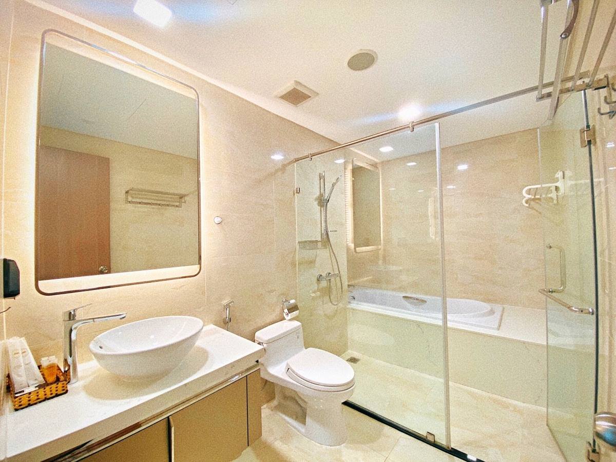 Thuê căn hộ cao cấp Landmark 81 4 Phòng Ngủ 185m2
