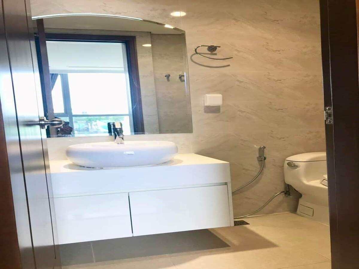 Landmark 3 nội thất cơ bản 3 Phòng Ngủ 104m2 giá chỉ 28tr