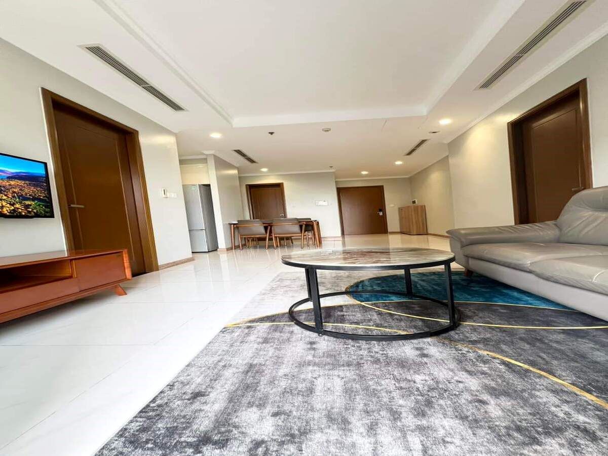 Landmark 3 nội thất cơ bản 3 Phòng Ngủ 104m2 giá chỉ 28tr