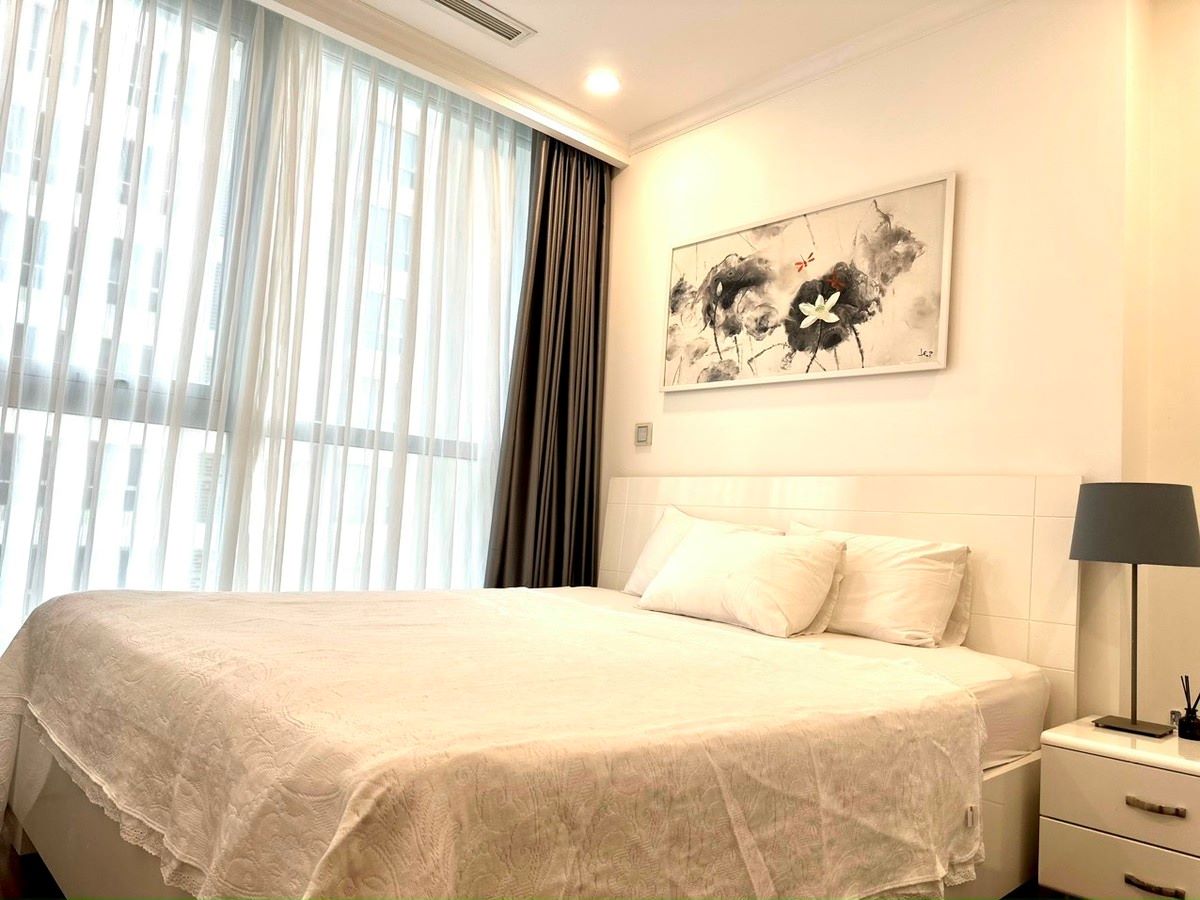 Cho thuê giá rẻ hơn thị trường Landmark 6 1 PN Central Park